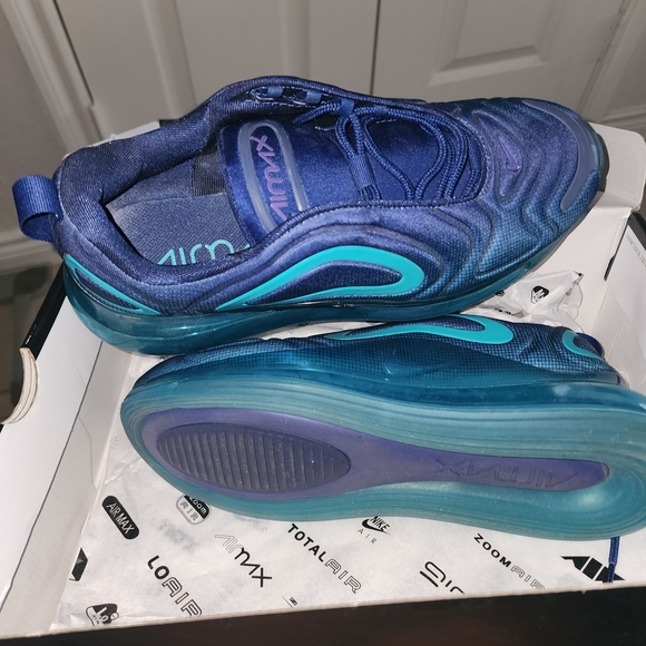 NIKE Air Max 720 main image 4